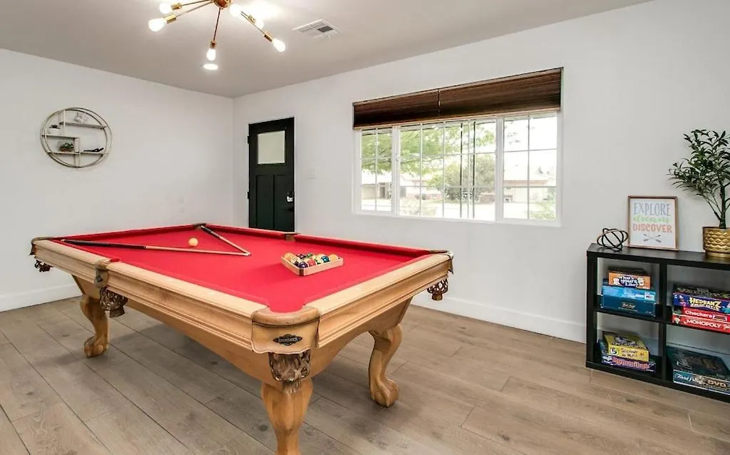 Charming Zen Home With Heated Pool, Pool Table, Arcade And Mini Golf. Scottsdale Nyaraló