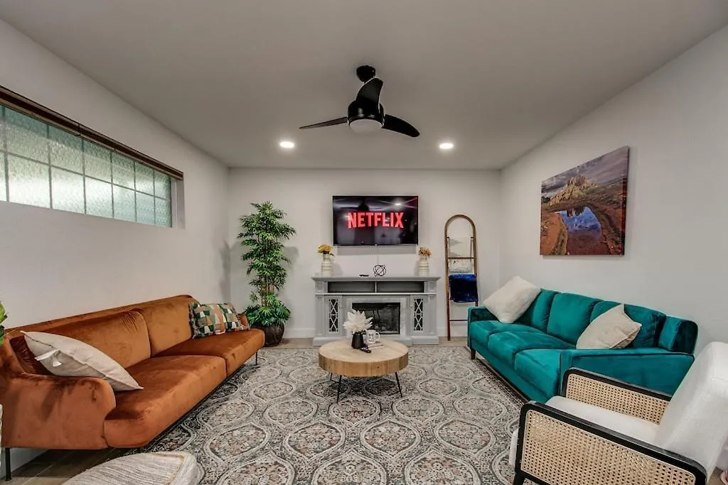 Charming Zen Home With Heated Pool, Pool Table, Arcade And Mini Golf. Scottsdale 0*,  Amerikai Egyesült Államok